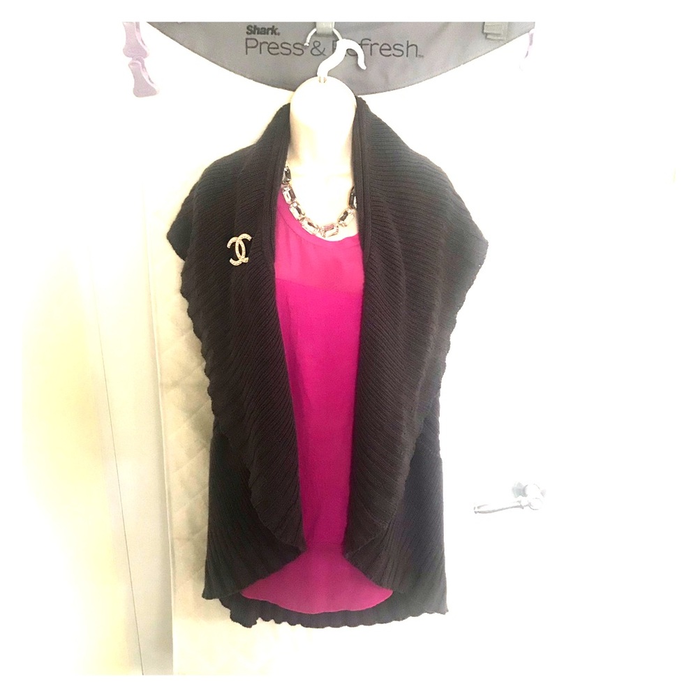 Vince CamutoHot magenta sleeveless tunic